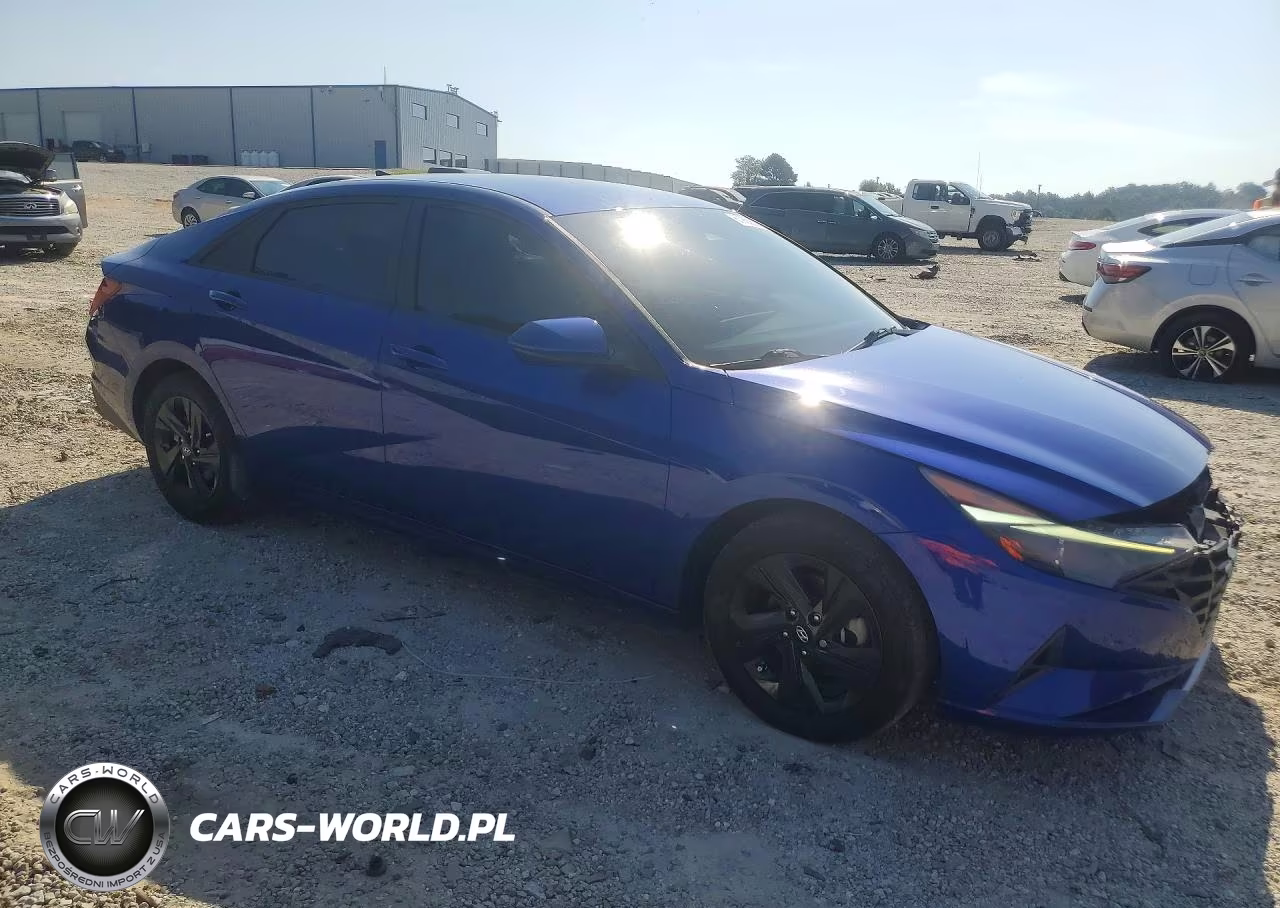 2023 Hyundai Elantra Sel VIN:KMHLM4AGXPU563141 - 4