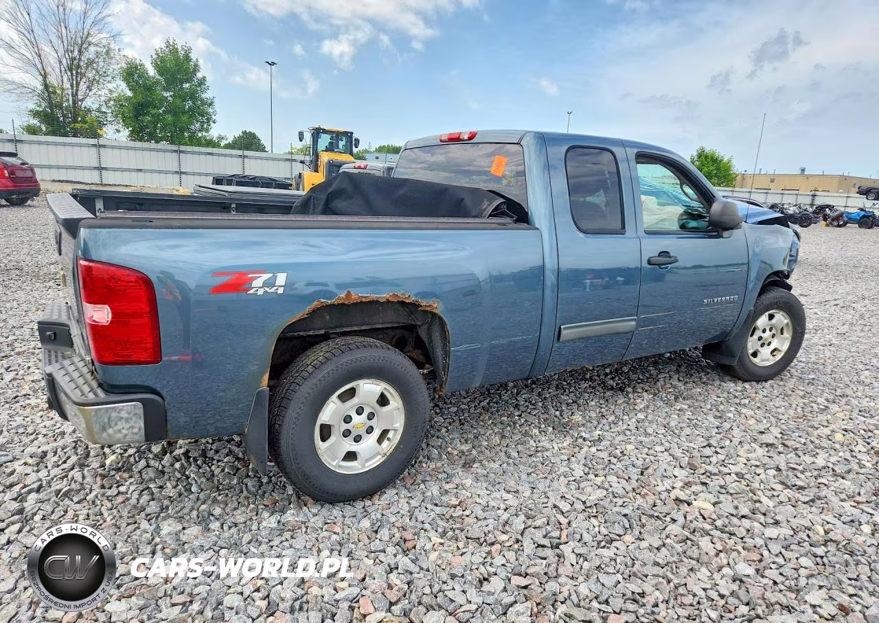 2013 Chevrolet Silverado K1500 Lt VIN:1GCRKSE75DZ175803 - 3