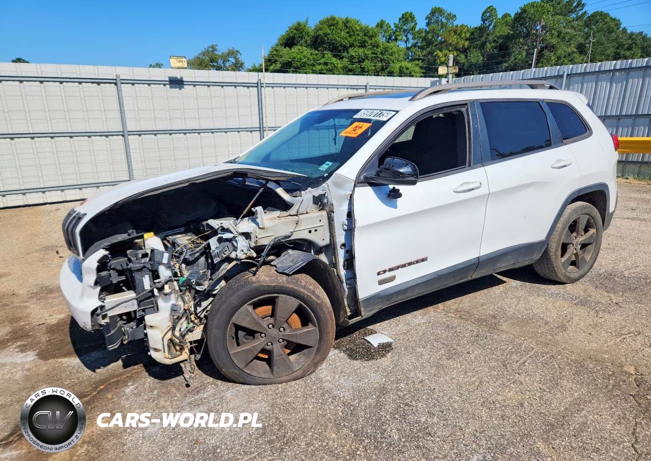 2016 Jeep Cherokee Latitude – zdjęcie 1 z 13