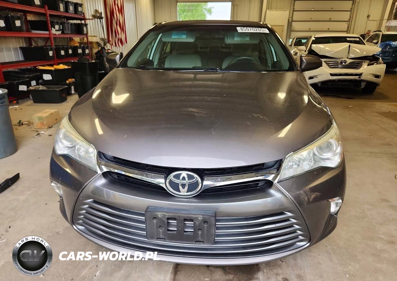 2016 Toyota Camry Le VIN:4T1BF1FK9GU241818 - 5