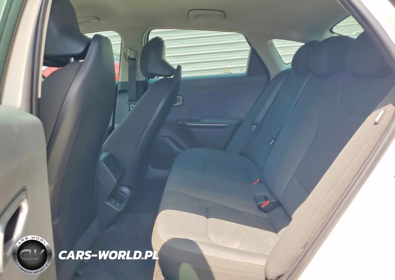 2025 Kia K4 Lx VIN:3KPFT4DEXSE142414 - 10