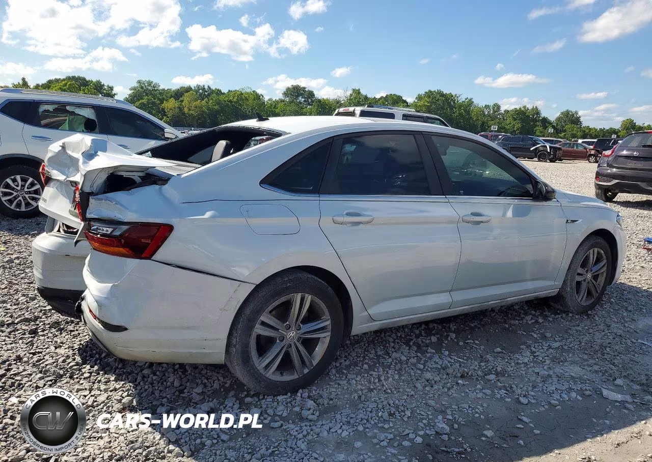 2019 Volkswagen Jetta S VIN:3VWC57BU7KM033971 - 3