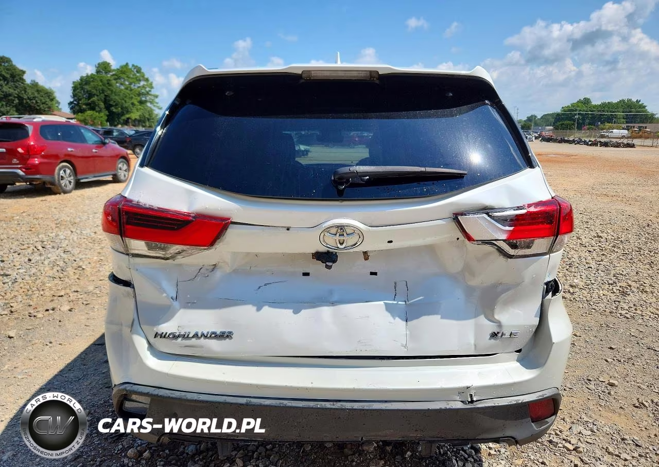 2019 Toyota Highlander Xle VIN:5TDKZRFH0KS338742 - 6