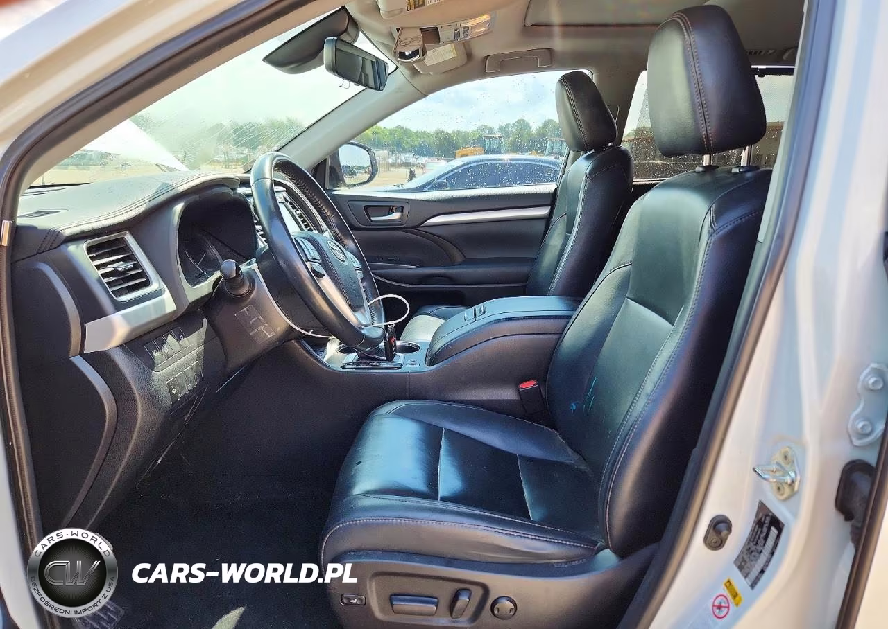 2019 Toyota Highlander Xle VIN:5TDKZRFH0KS338742 - 7