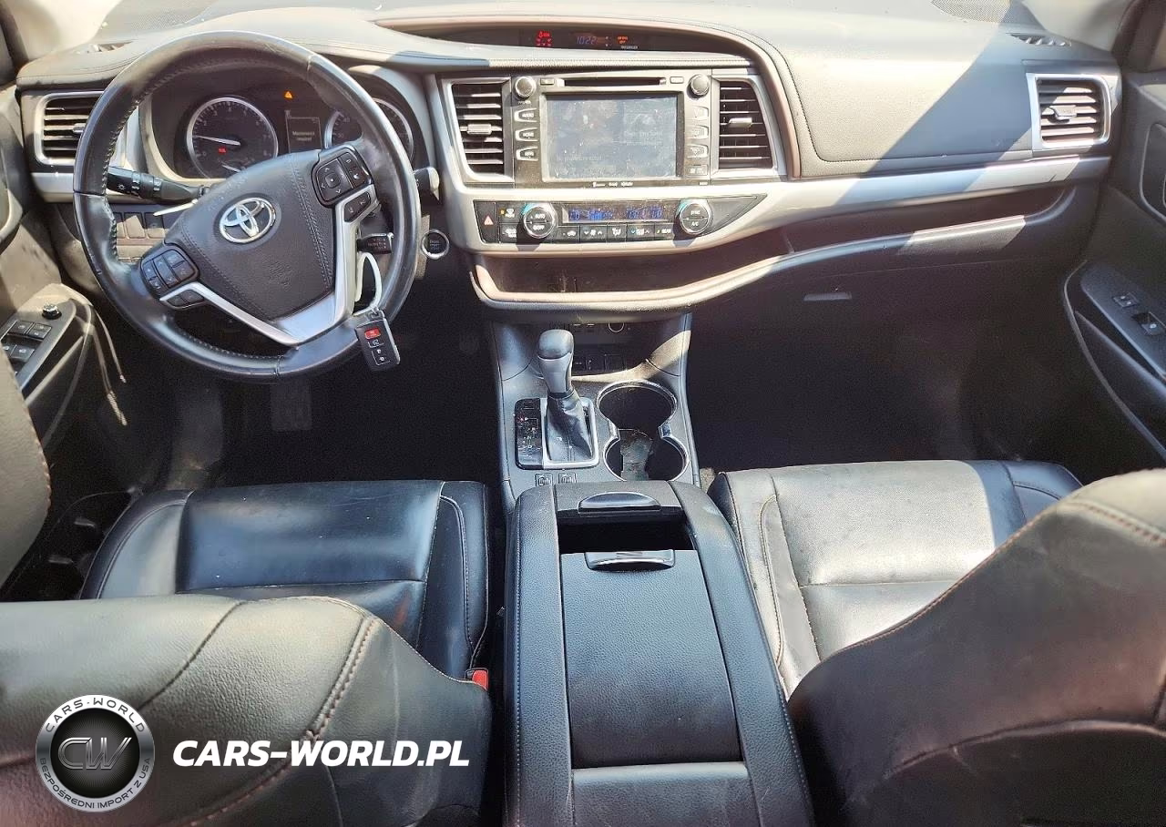 2019 Toyota Highlander Xle VIN:5TDKZRFH0KS338742 - 8