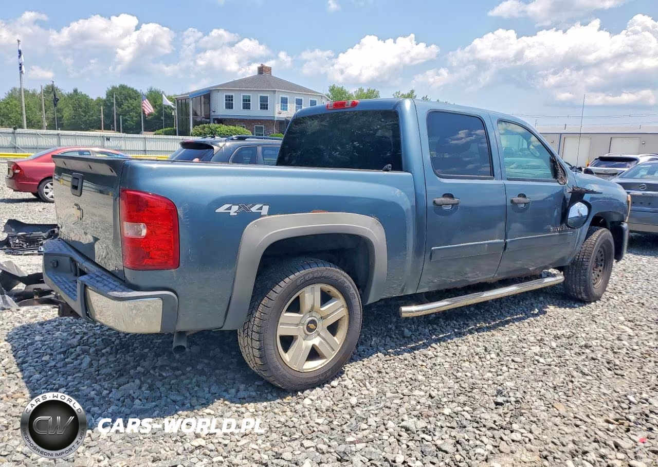 2008 Chevrolet Silverado K1500 VIN:3GCEK13378G306924 - 3