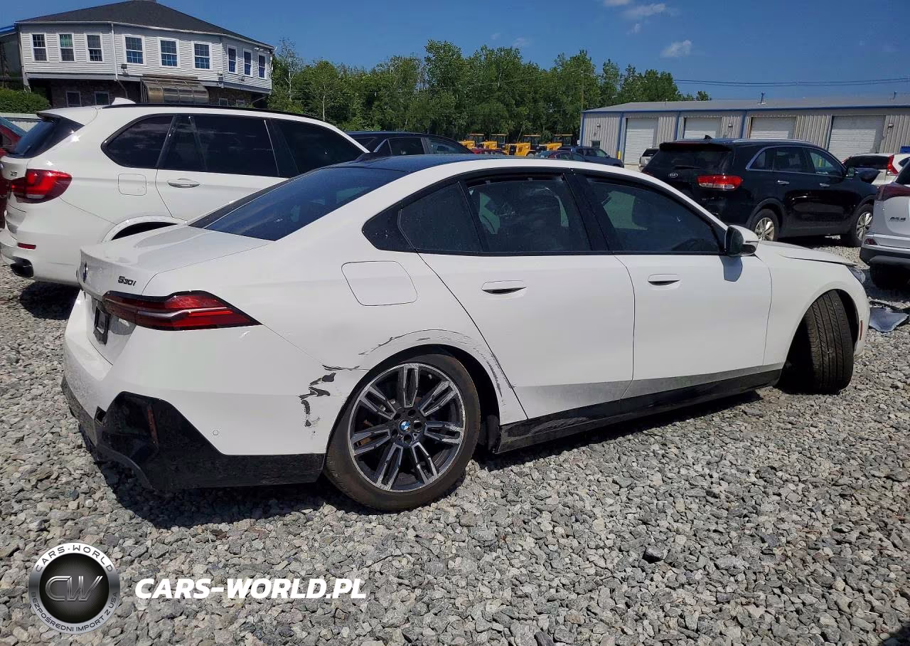 2024 BMW 530 Xi VIN:WBA53FJ01RCP95115 - 3