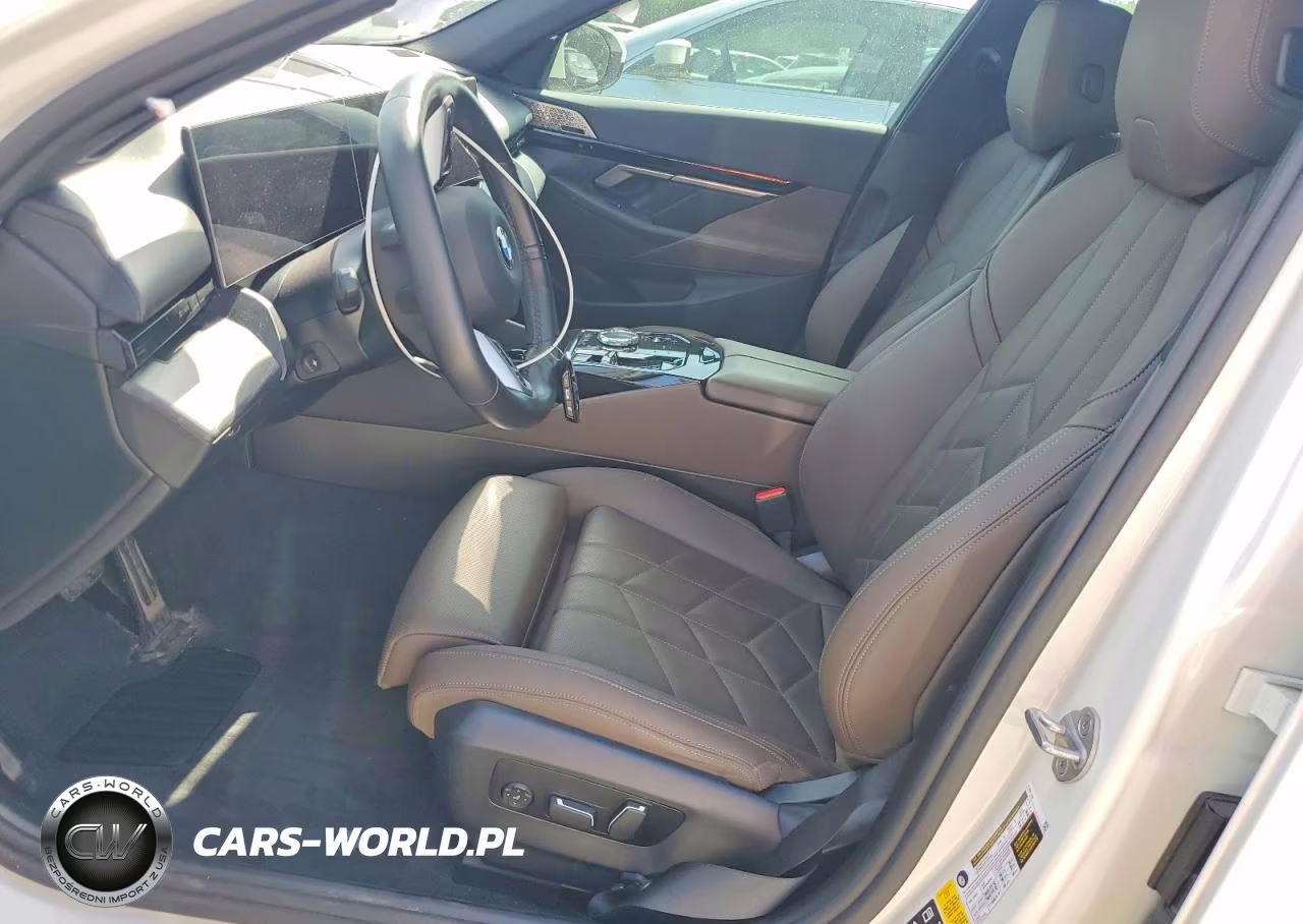 2024 BMW 530 Xi VIN:WBA53FJ01RCP95115 - 7