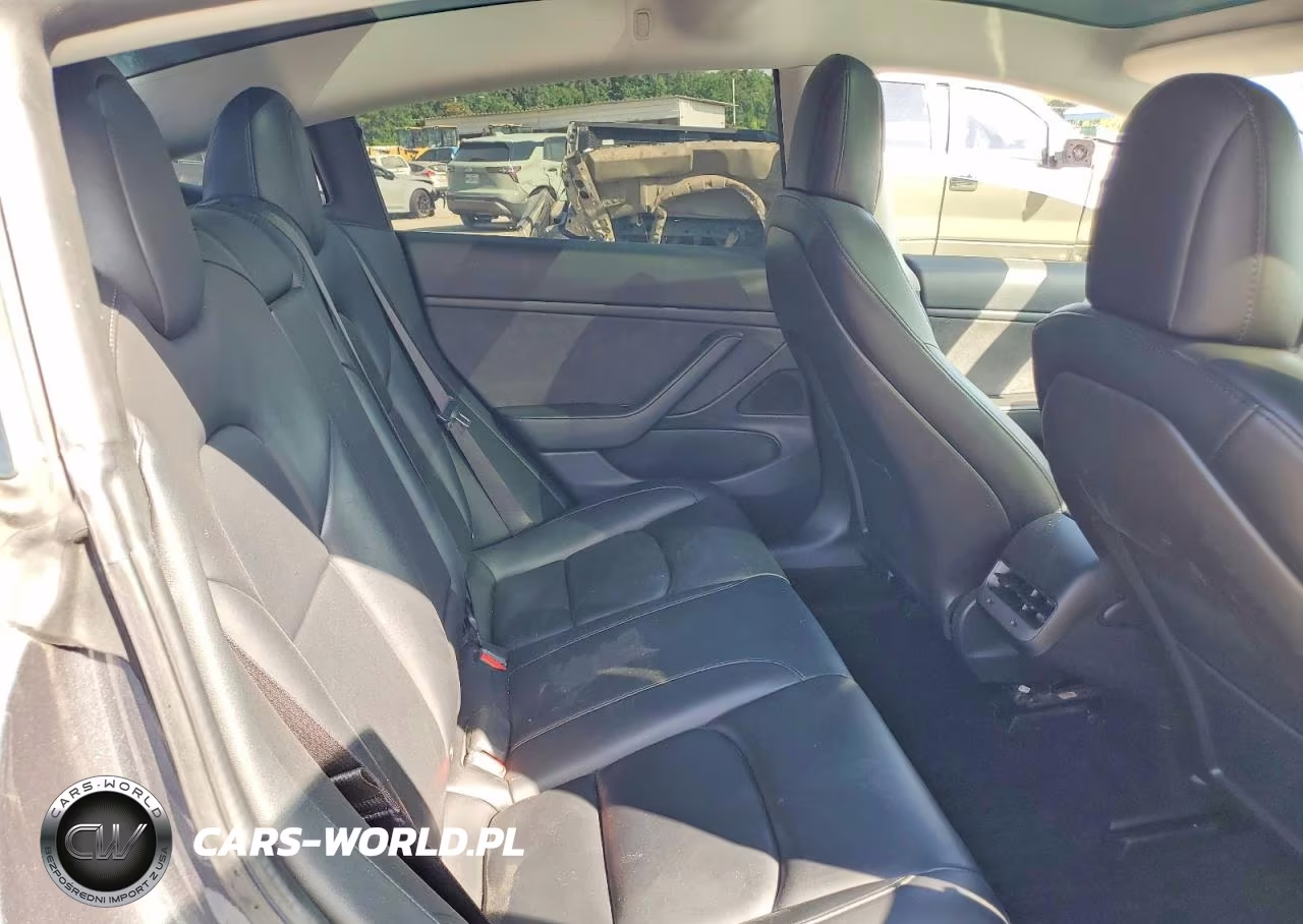 2020 Tesla Model 3 VIN:5YJ3E1EB5LF638037 - 10