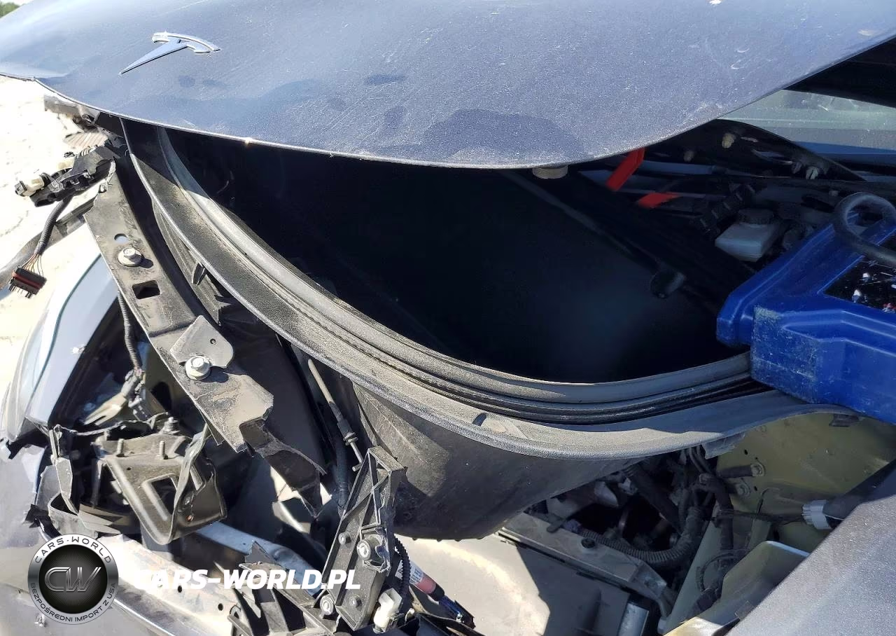 2020 Tesla Model 3 VIN:5YJ3E1EB5LF638037 - 11