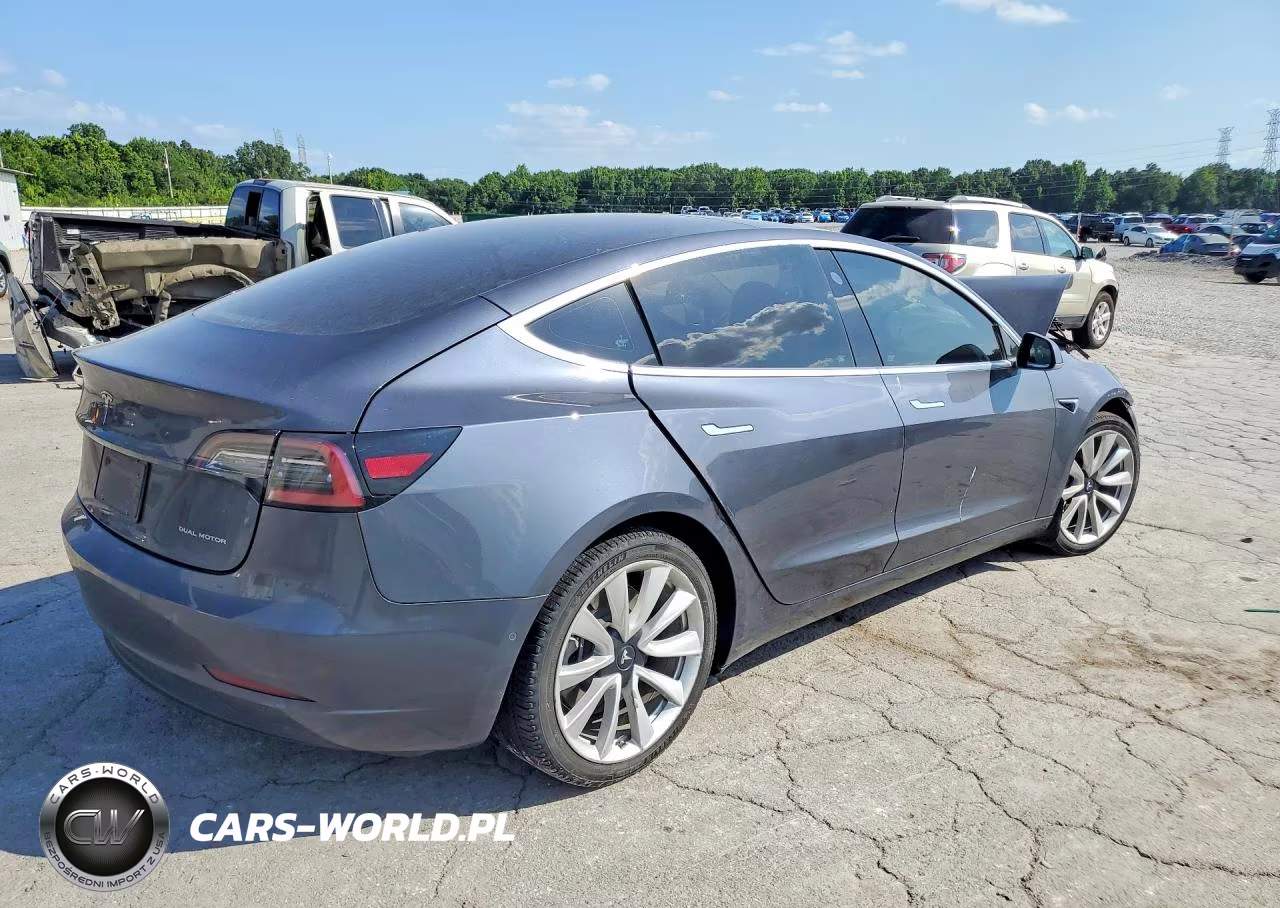 2020 Tesla Model 3 VIN:5YJ3E1EB5LF638037 - 3