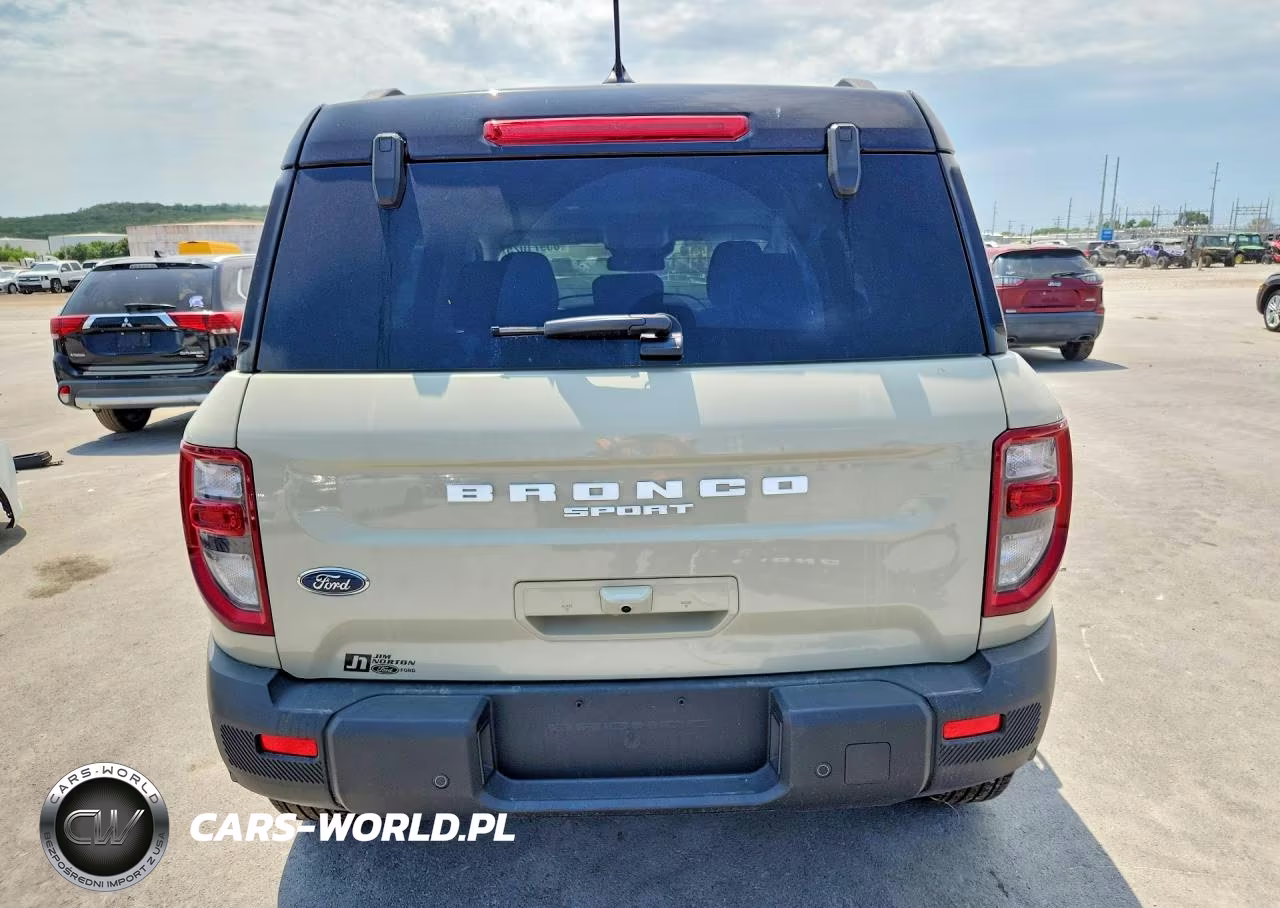 2025 Ford Bronco Sport Outer Banks VIN:3FMCR9CN4SRF36382 - 6