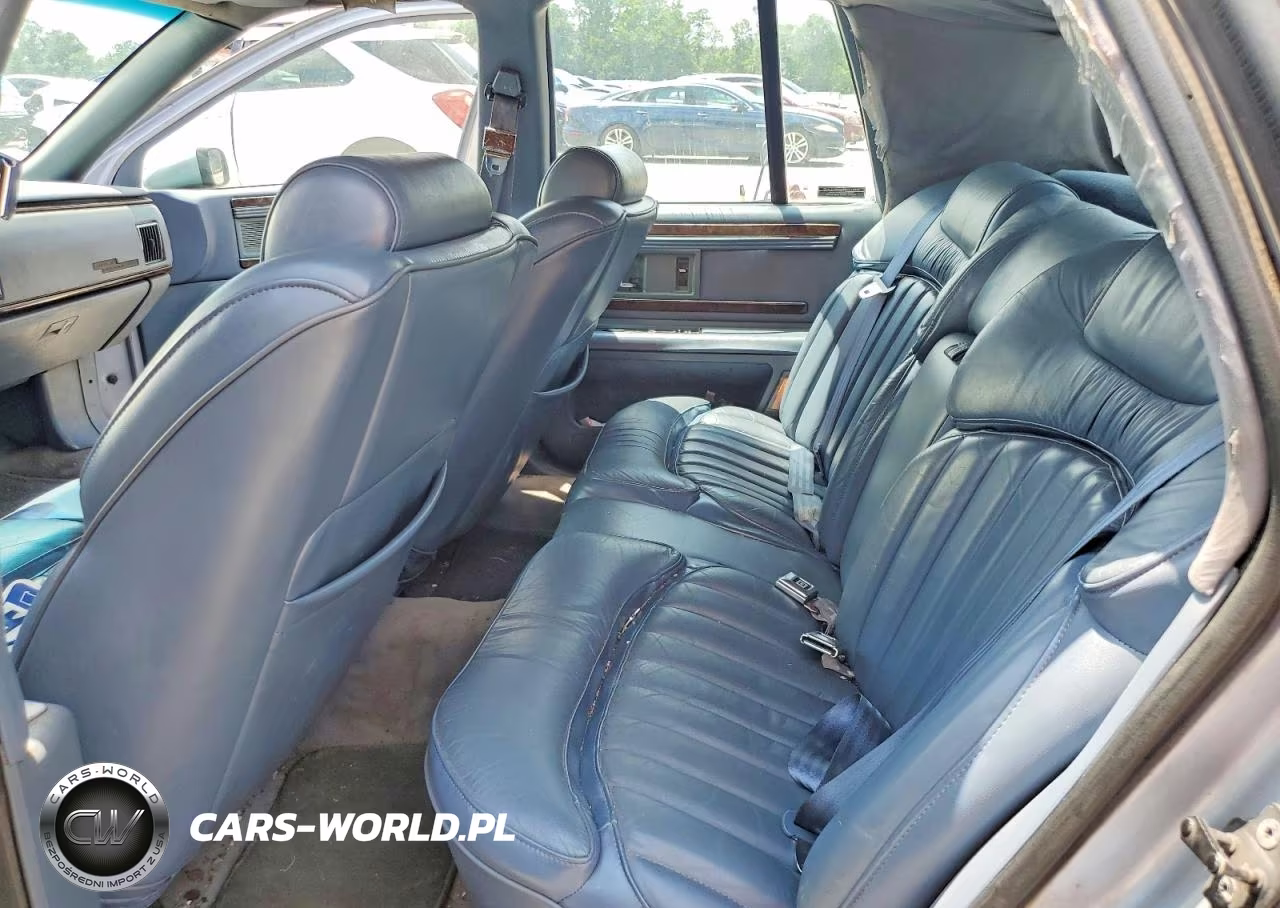 1994 Buick Roadmaster VIN:1G4BN52P0RR431007 - 10