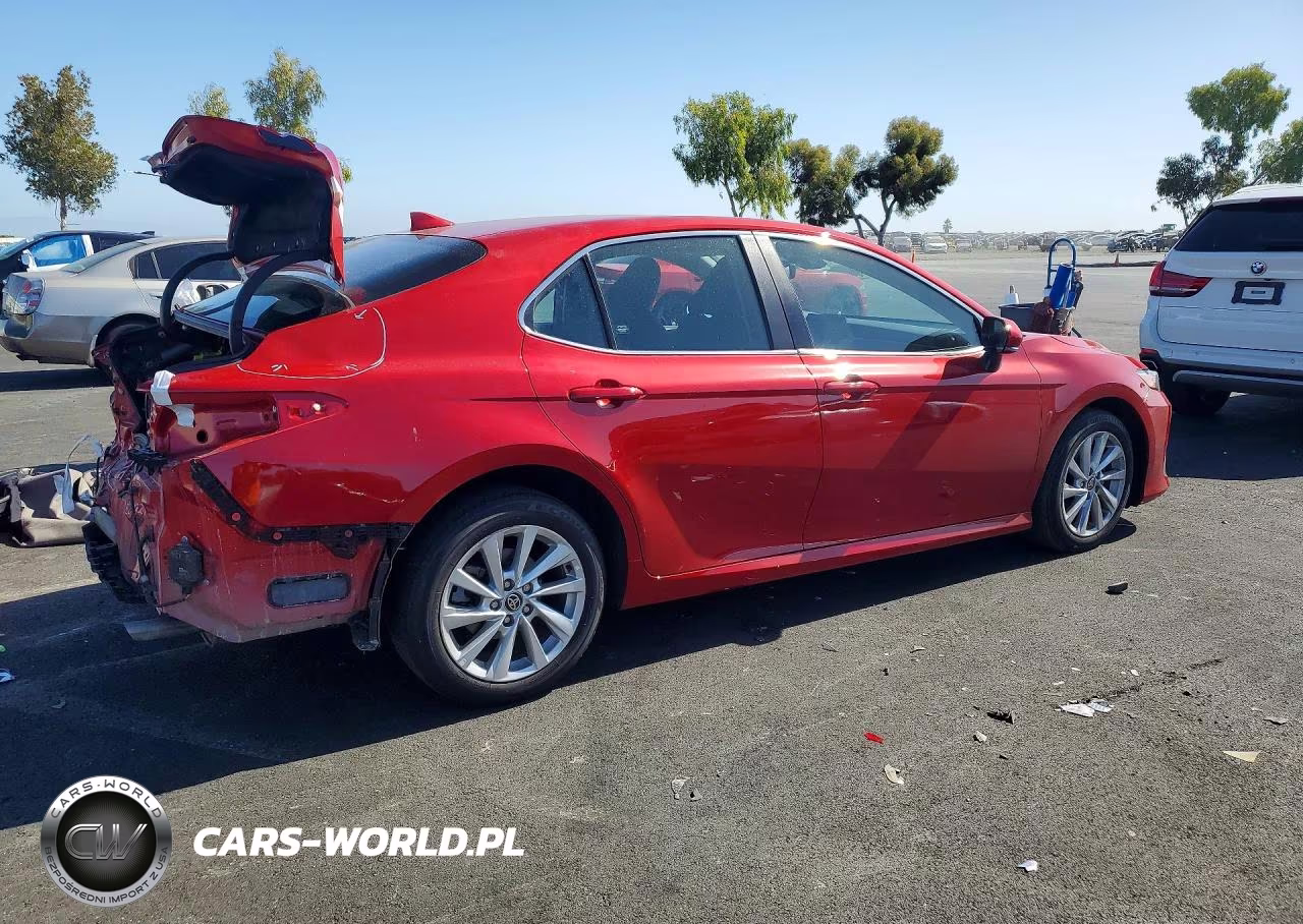 2023 Toyota Camry Le VIN:4T1R11AK5PU167981 - 3