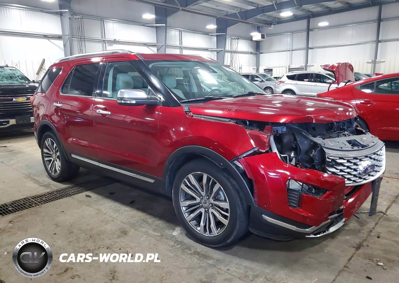 2018 Ford Explorer Platinum VIN:1FM5K8HT3JGB48760 - 4