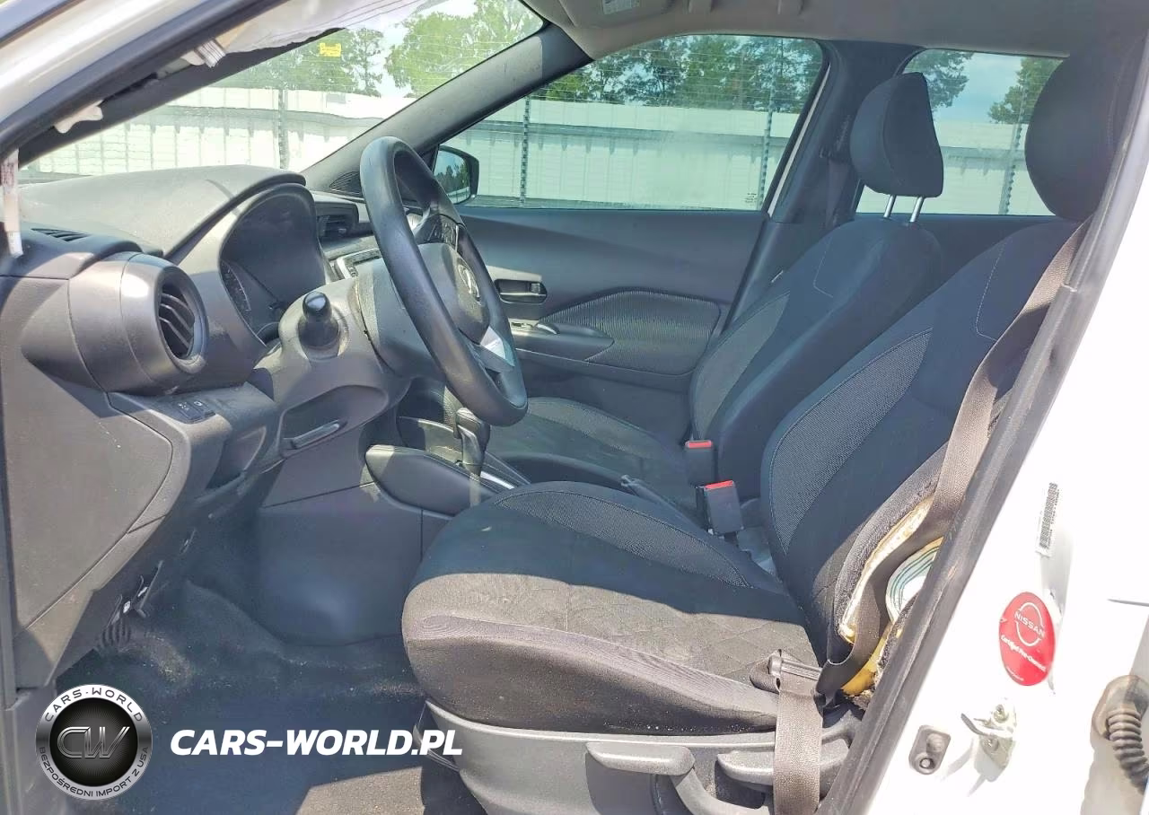 2019 Nissan Kicks S VIN:3N1CP5CU2KL512727 - 7
