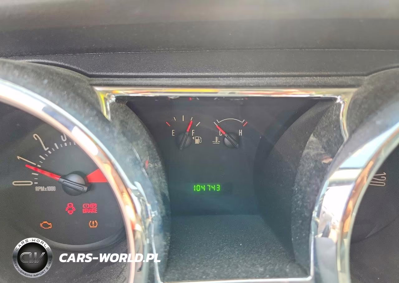 2008 Ford Mustang VIN:1ZVHT80N185119787 - 9