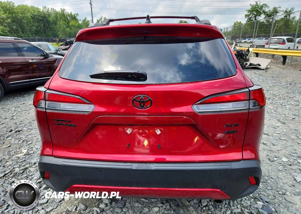 2026 Toyota Corolla Cross Xle VIN:7MUDAABG0TV158280 - 6