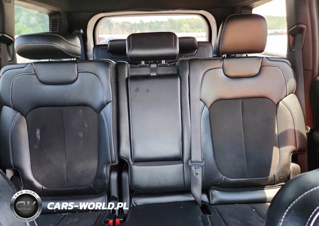 2024 Jeep Grand Cherokee L Laredo VIN:1C4RJKAGXR8535637 - 10