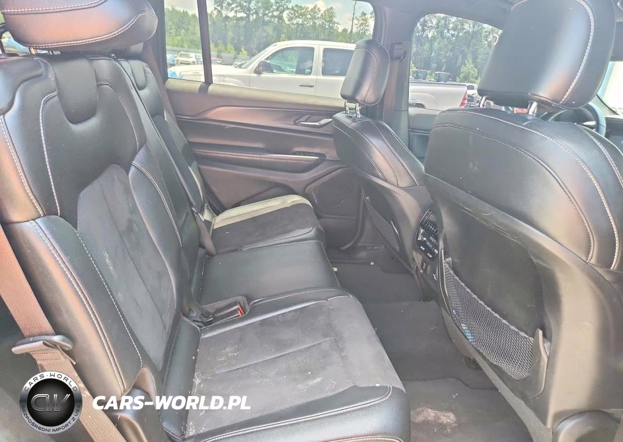 2024 Jeep Grand Cherokee L Laredo VIN:1C4RJKAGXR8535637 - 11