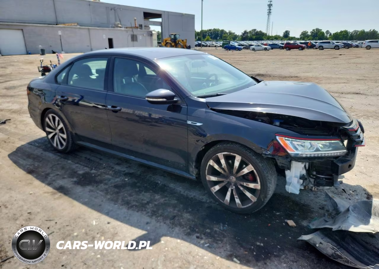 2018 Volkswagen Passat Gt VIN:1VWJM7A30JC036939 - 4