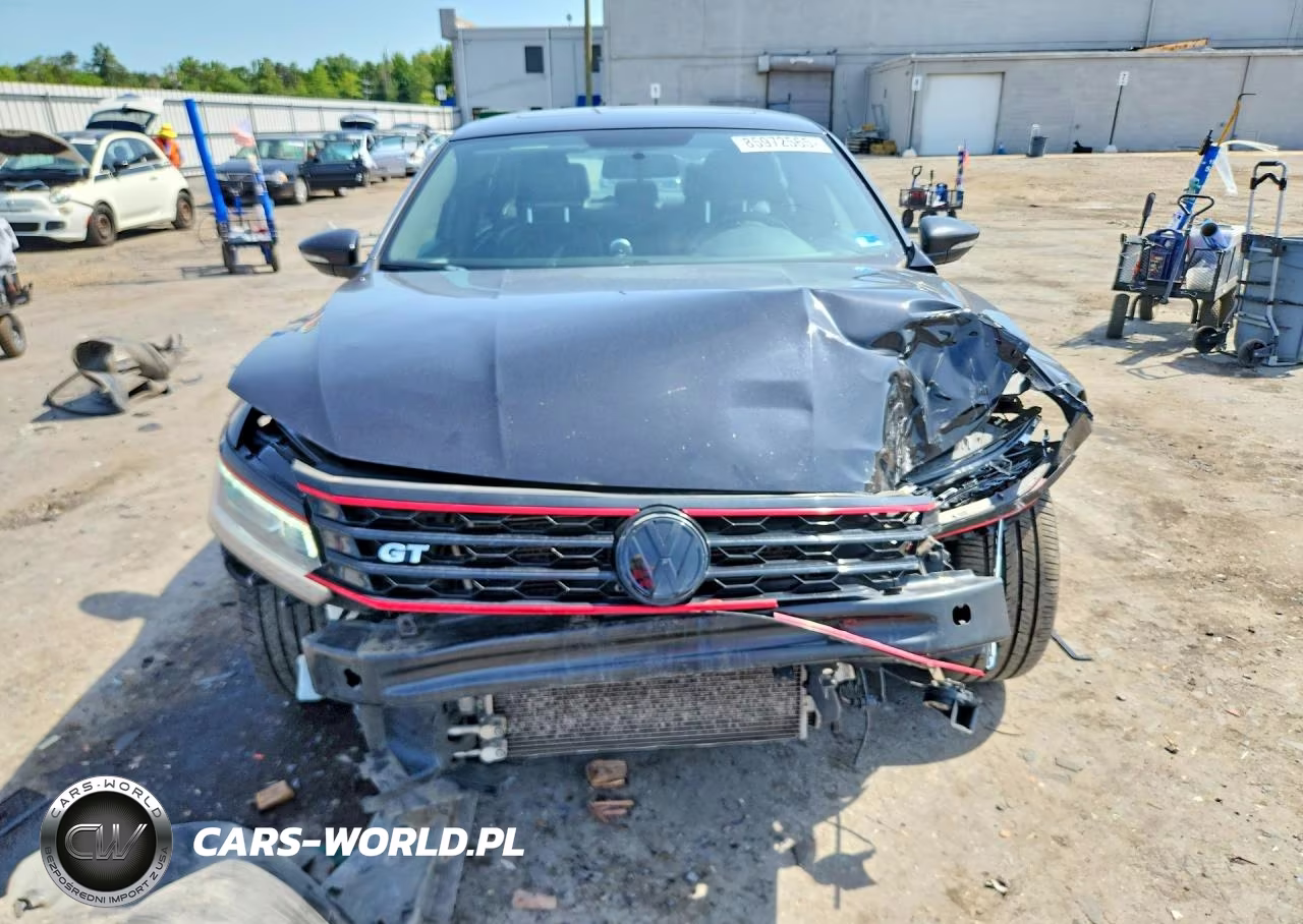 2018 Volkswagen Passat Gt VIN:1VWJM7A30JC036939 - 5