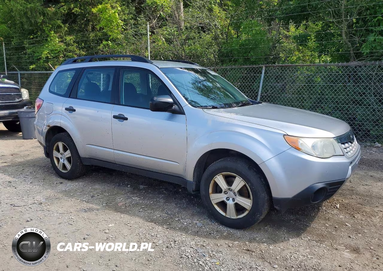 2013 Subaru Forester 2.5X VIN:JF2SHABC9DH440001 - 4
