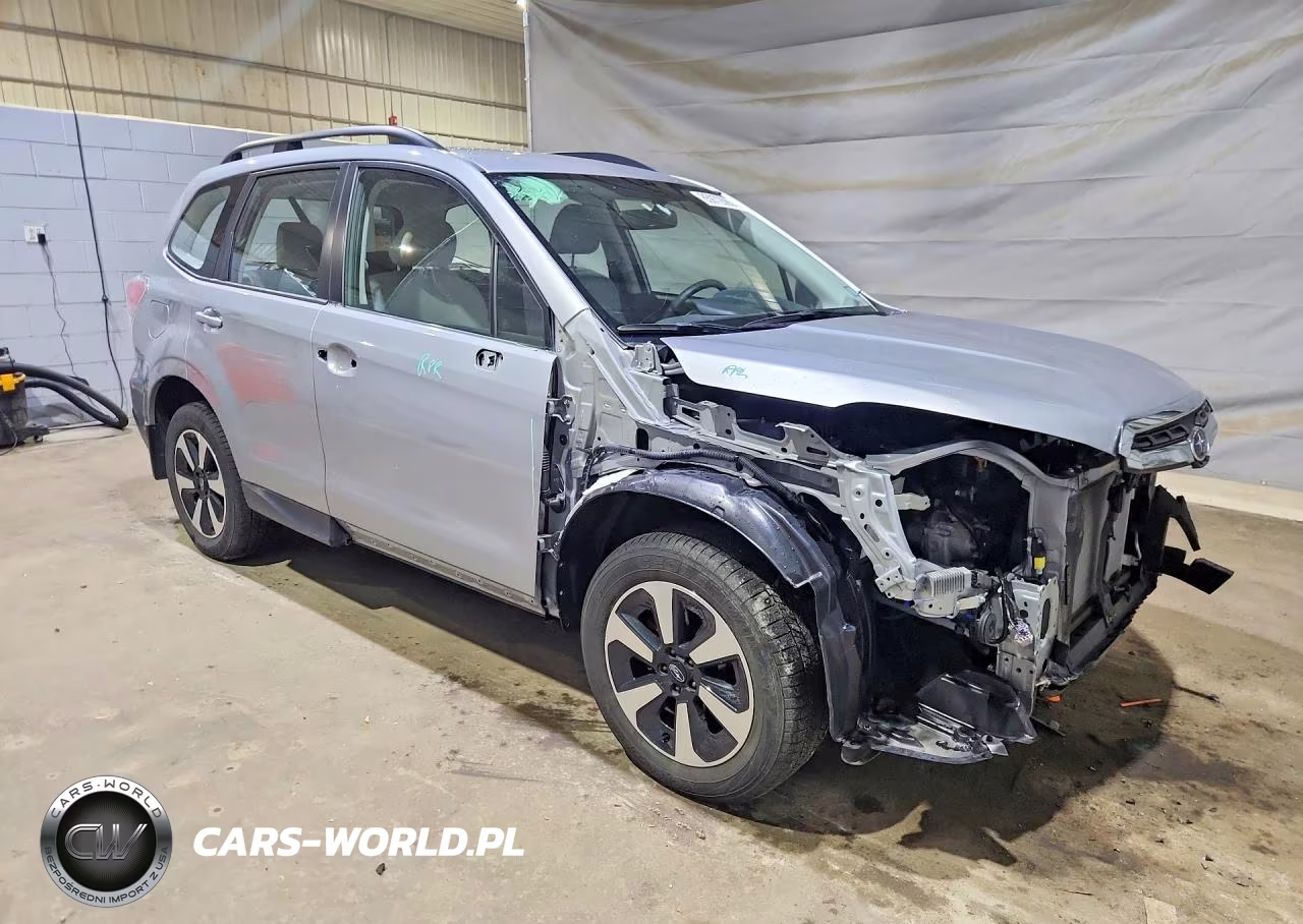 2018 Subaru Forester 2.5I VIN:JF2SJABC7JH598207 - 4