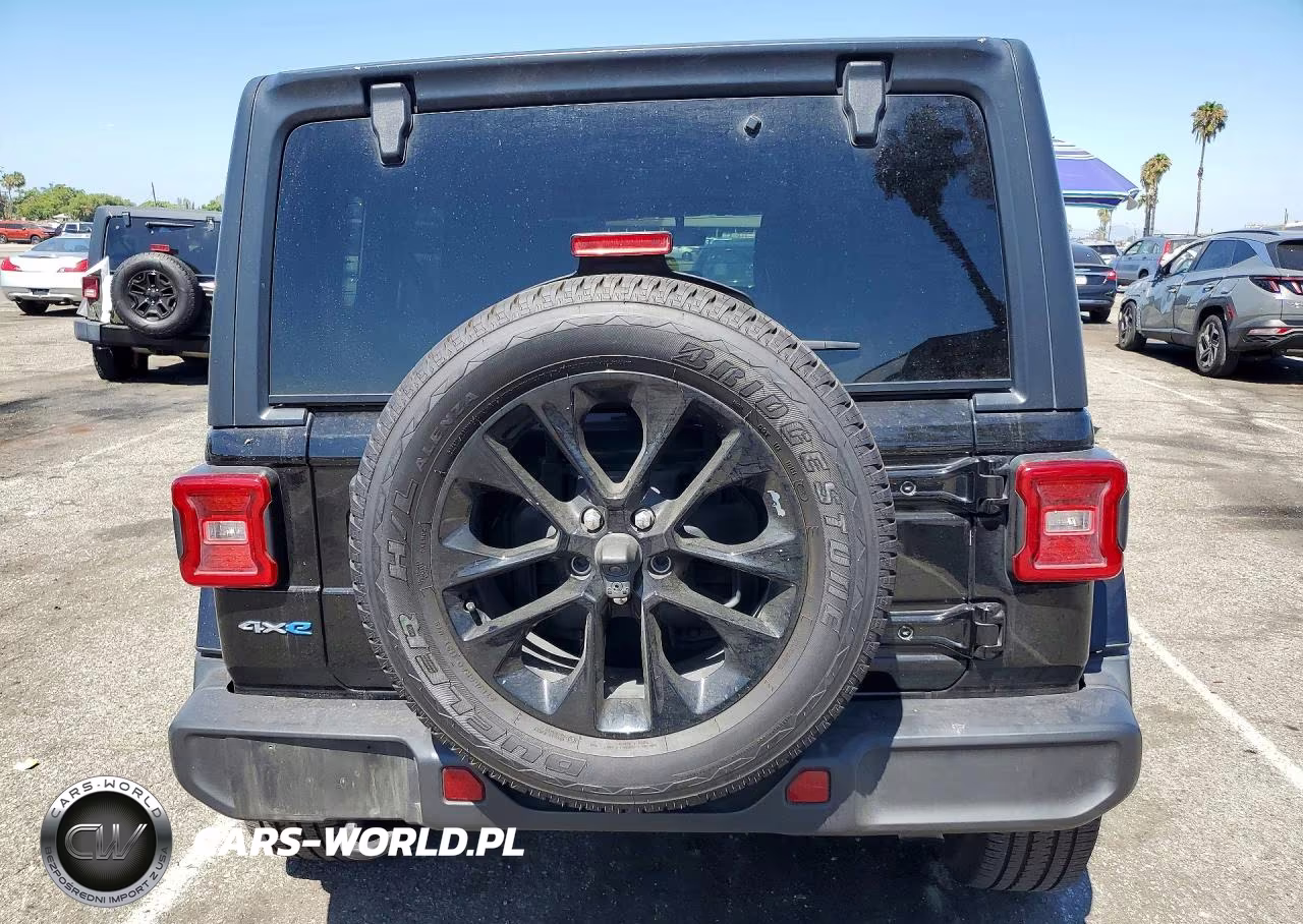 2021 Jeep Wrangler Unlimited Sahara 4Xe VIN:1C4JJXP60MW800725 - 6