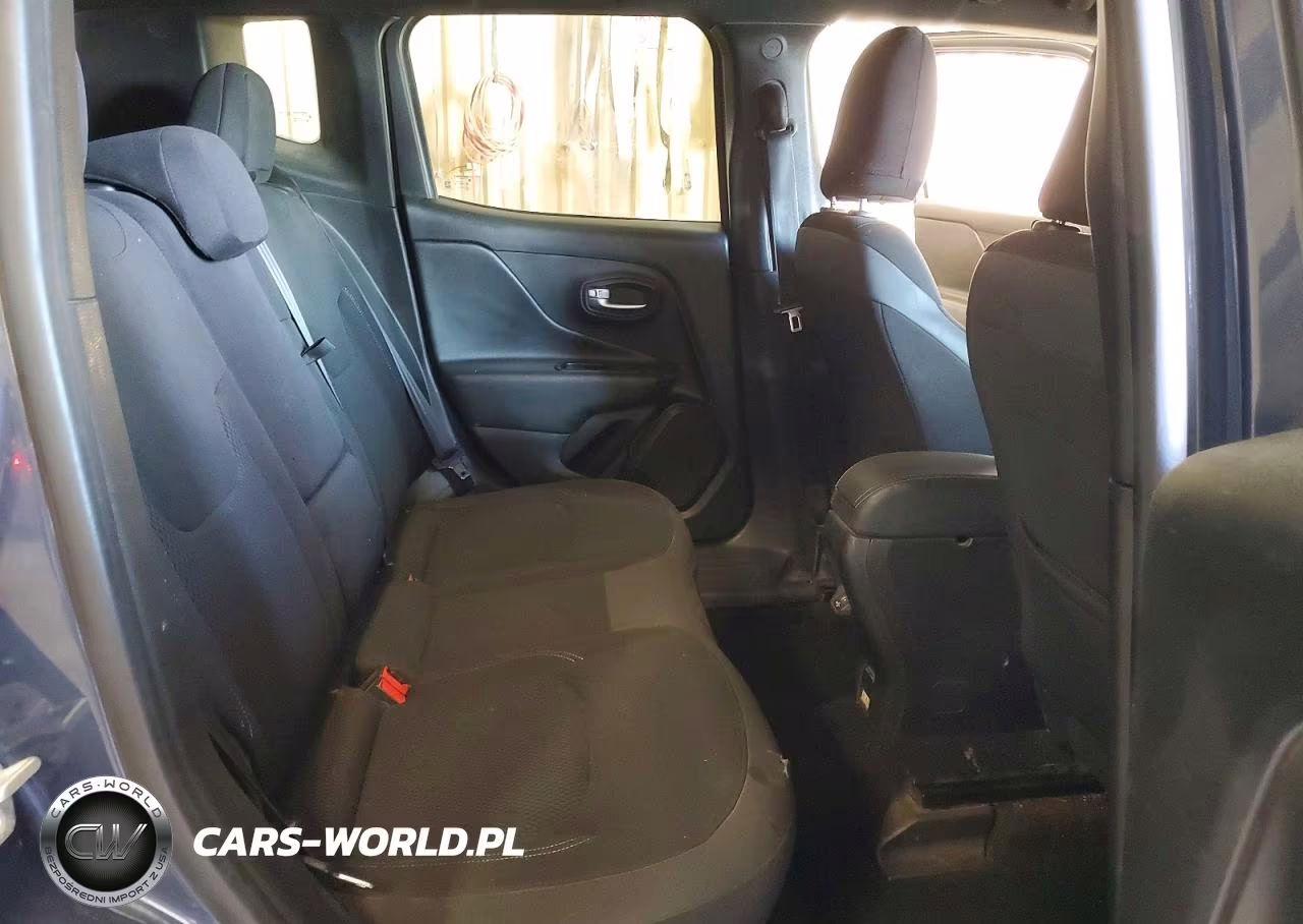 2022 Jeep Renegade Altitude VIN:ZACNJDE17NPN96542 - 11
