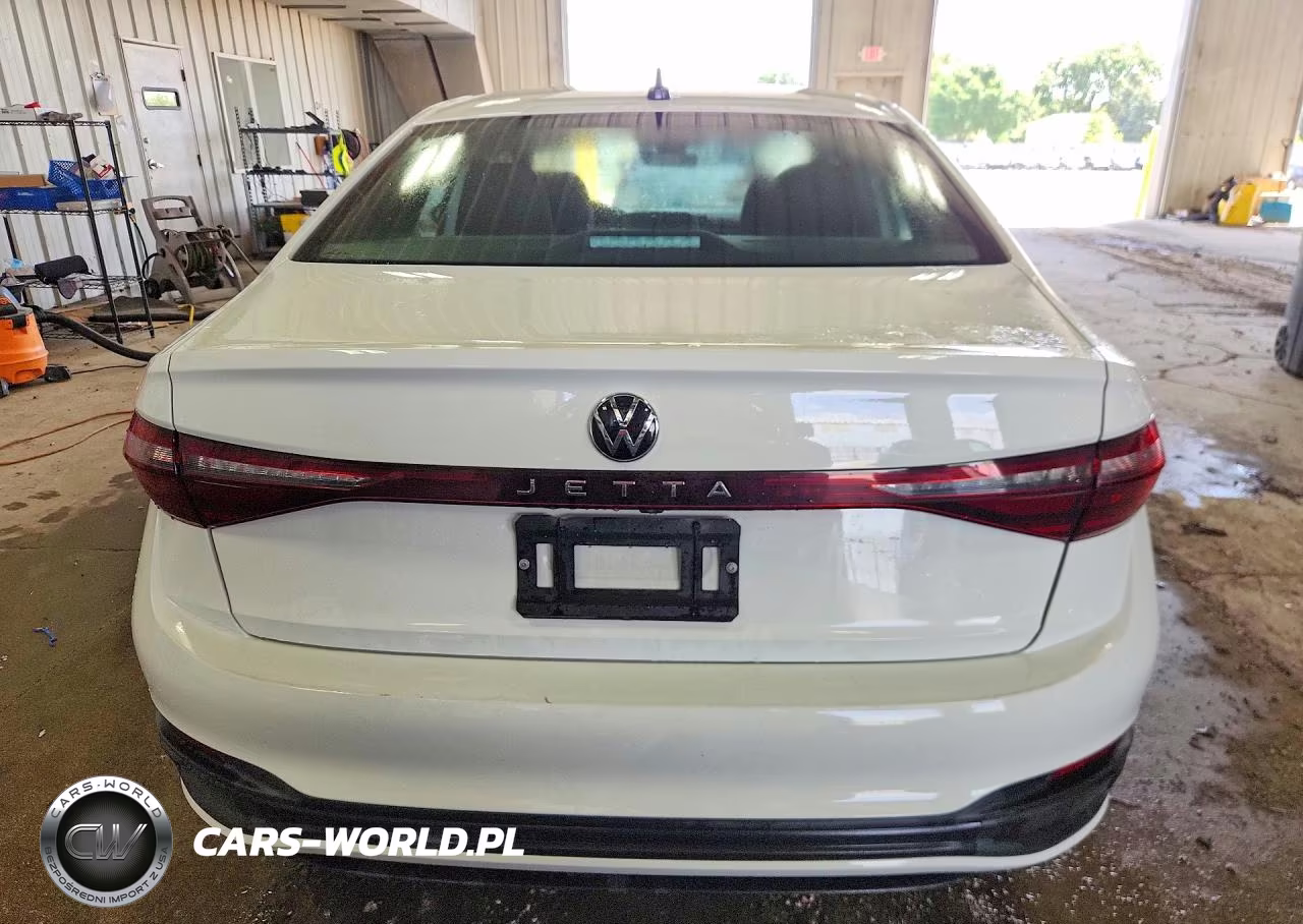 2025 Volkswagen Jetta Sport VIN:3VWBX7BU2SM042325 - 6