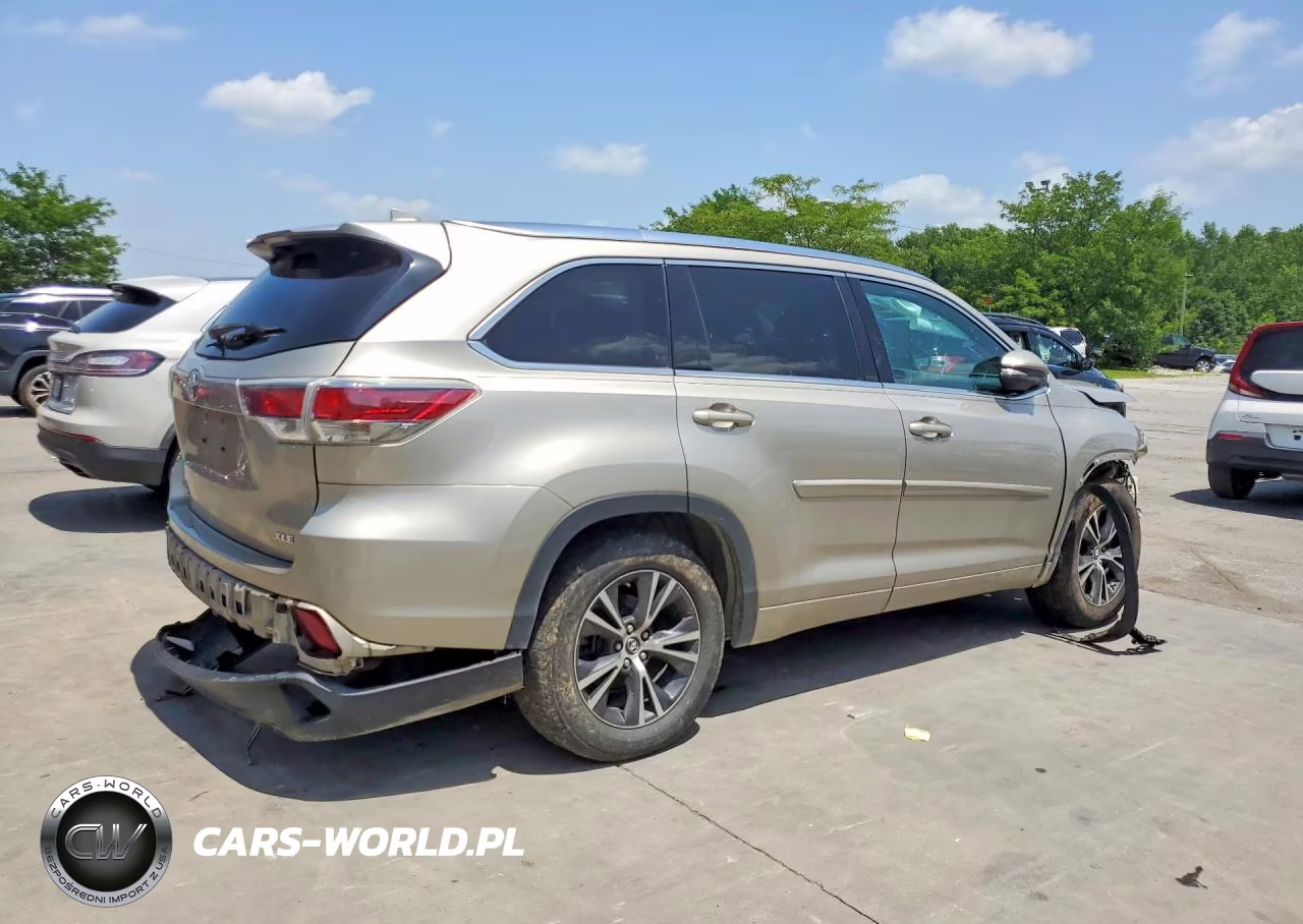 2016 Toyota Highlander Xle VIN:5TDKKRFH3GS505901 - 3