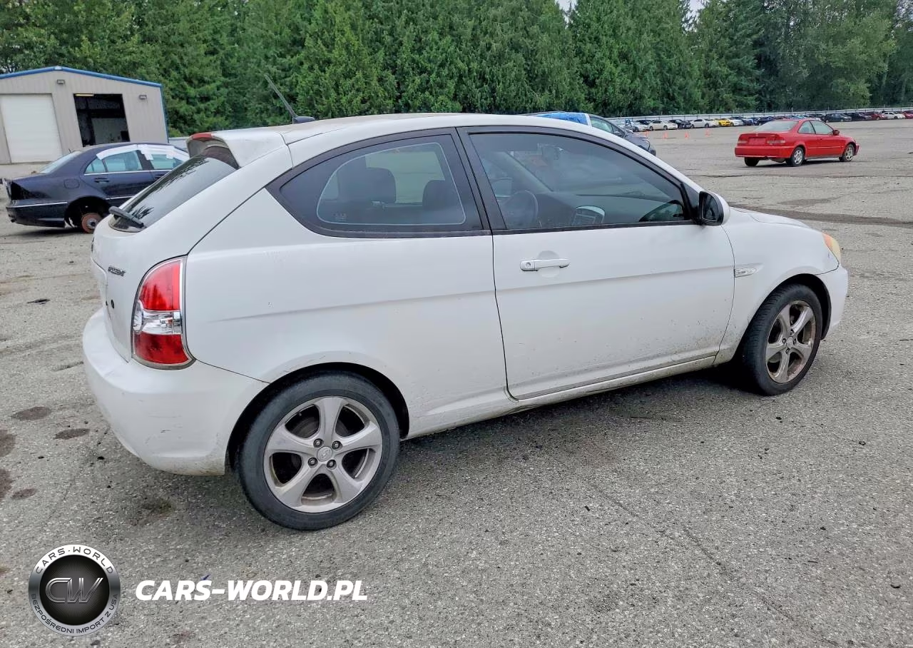2009 Hyundai Accent Se VIN:KMHCN36C29U134642 - 3