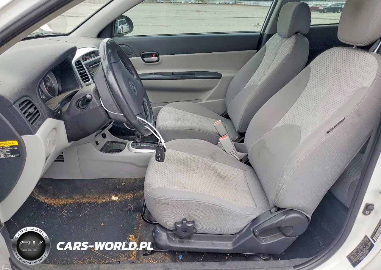 2009 Hyundai Accent Se VIN:KMHCN36C29U134642 - 7
