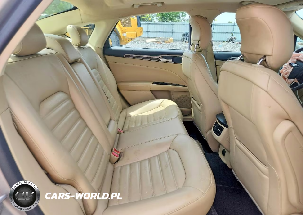 2015 Ford Fusion Se VIN:3FA6P0HDXFR132114 - 10