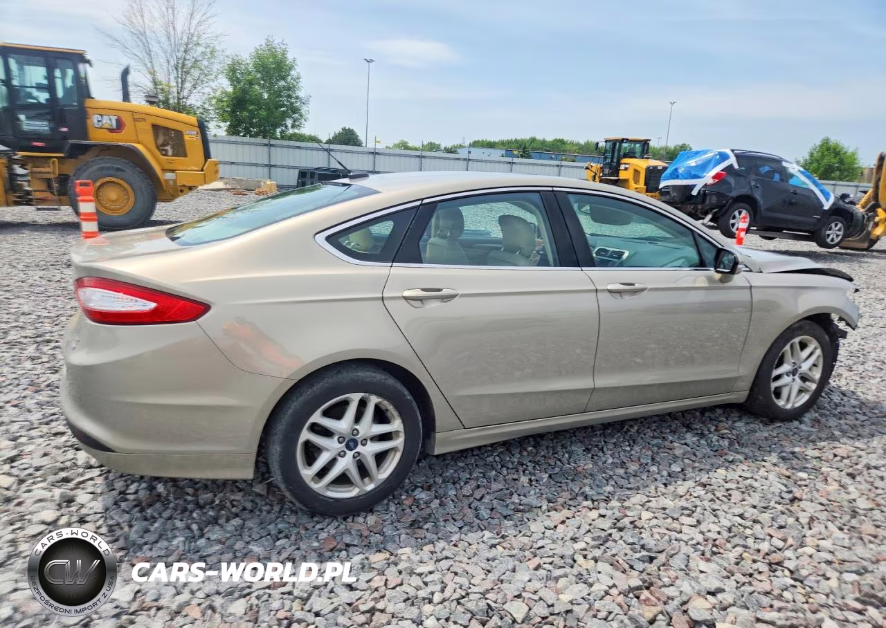 2015 Ford Fusion Se VIN:3FA6P0HDXFR132114 - 3