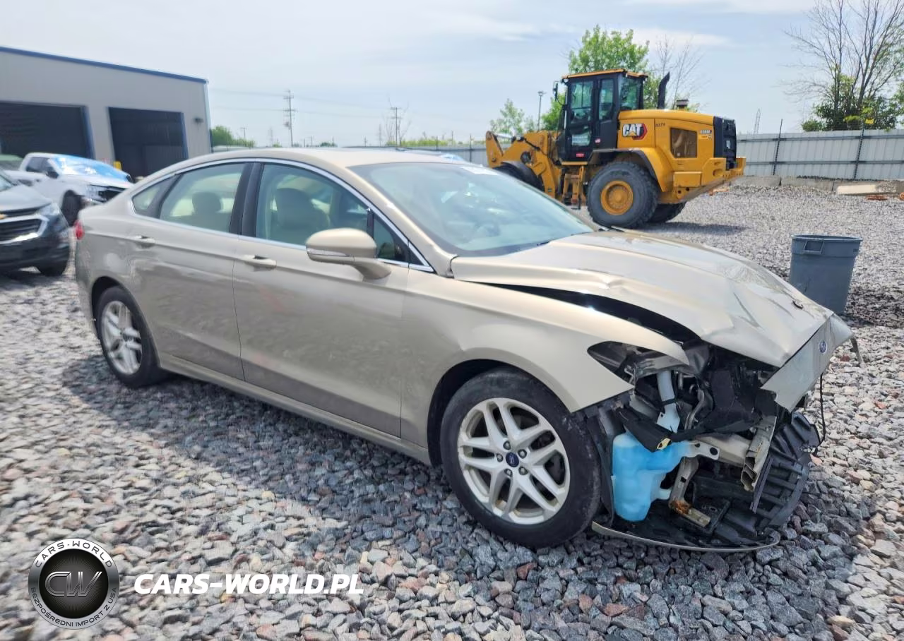 2015 Ford Fusion Se VIN:3FA6P0HDXFR132114 - 4