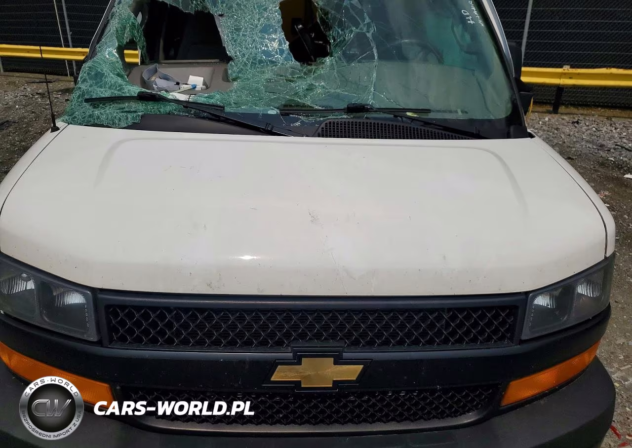 2025 Chevrolet Express G3500 VIN:1HA0GRF77SN000311 - 11