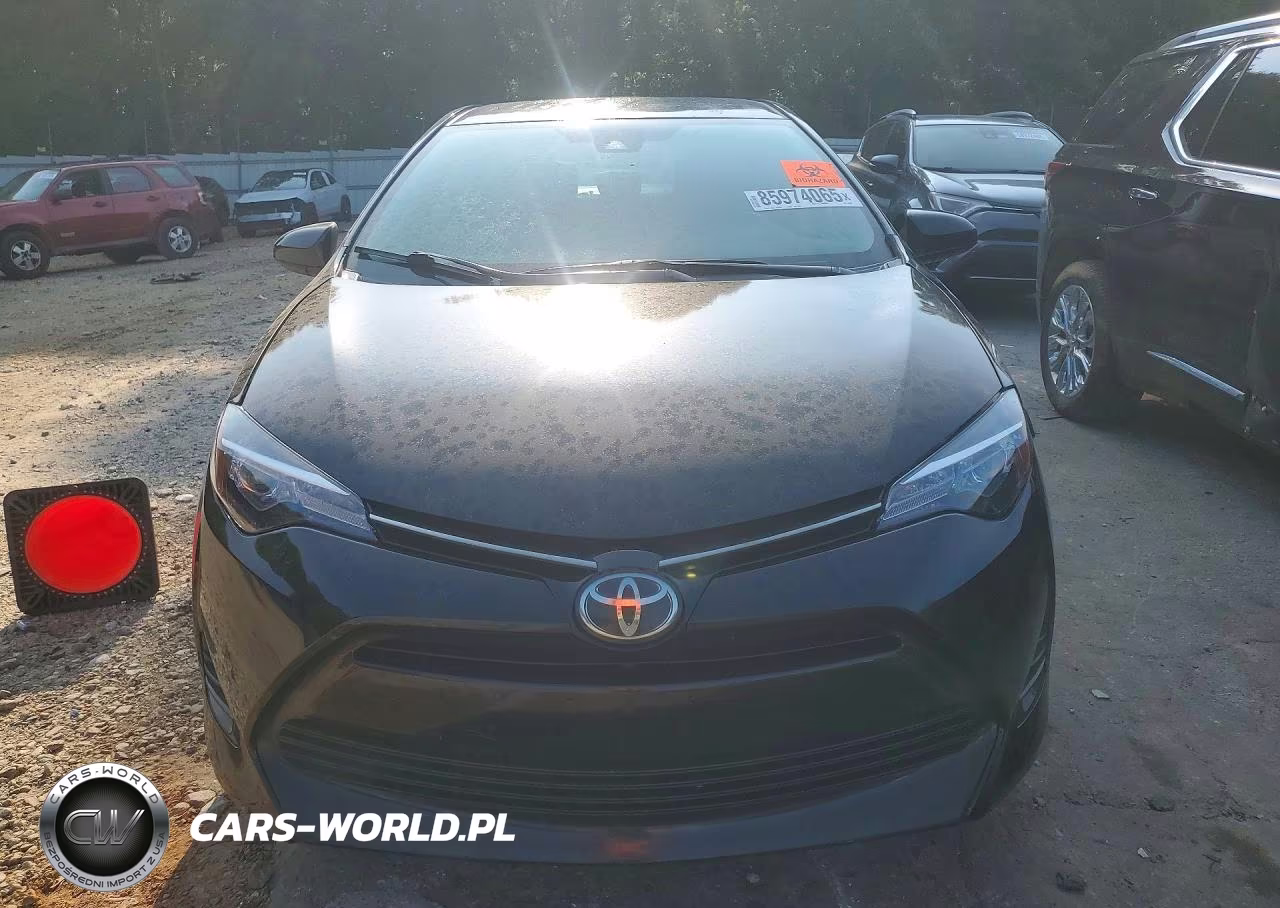 2018 Toyota Corolla Le VIN:5YFBURHEXJP836259 - 5
