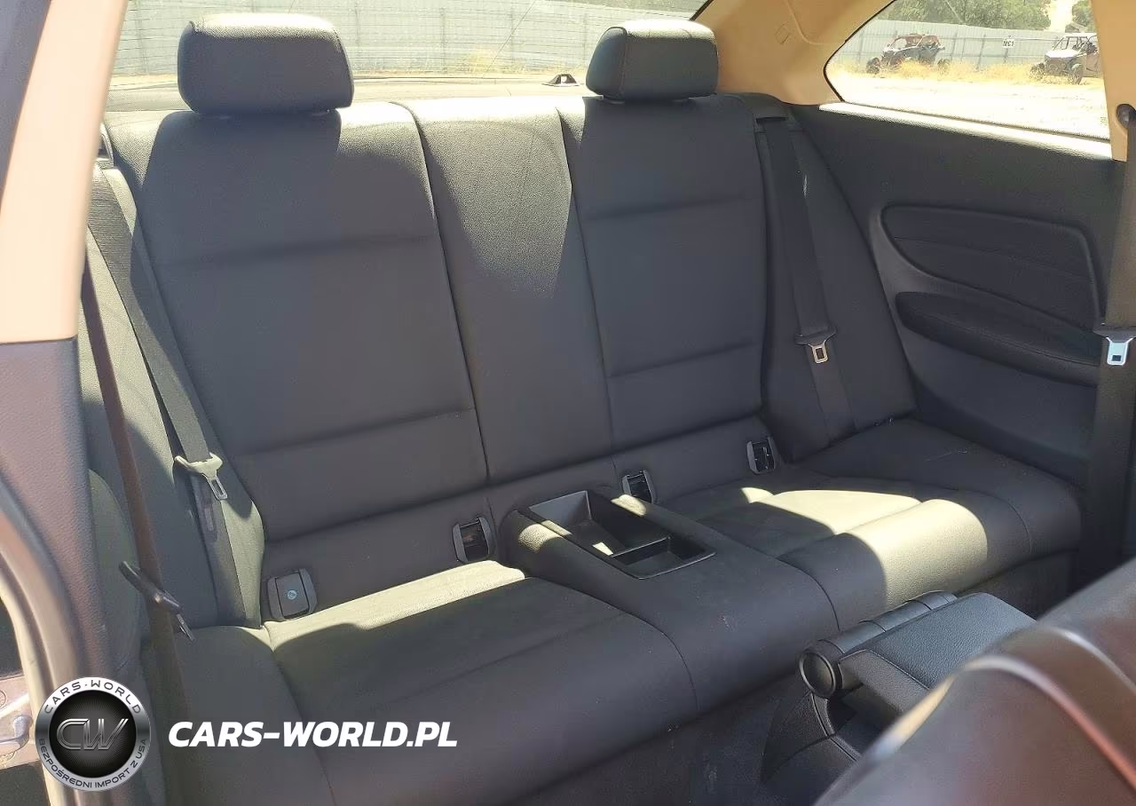 2011 BMW 135 I VIN:WBAUC9C53BVM10704 - 10