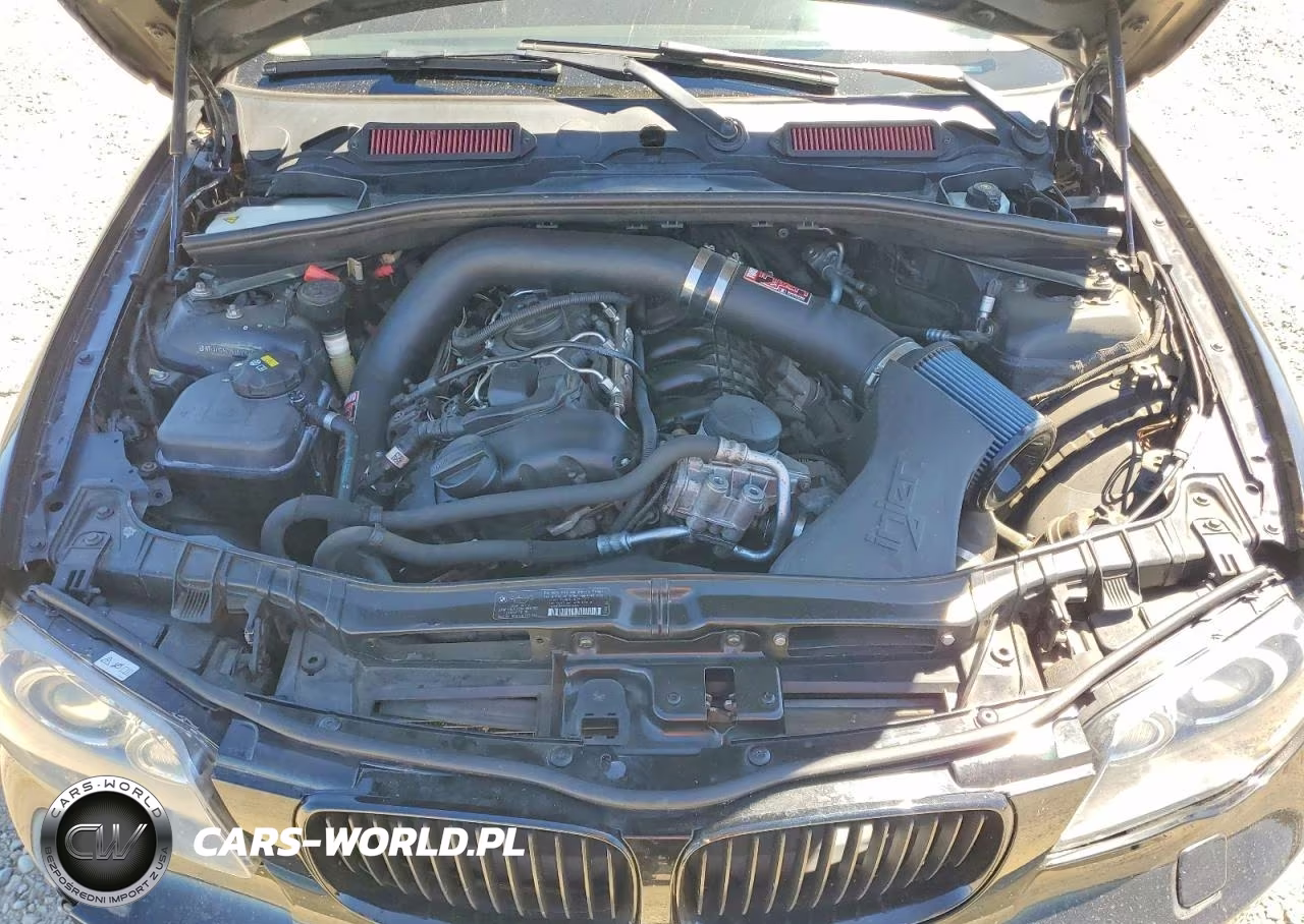 2011 BMW 135 I VIN:WBAUC9C53BVM10704 - 11