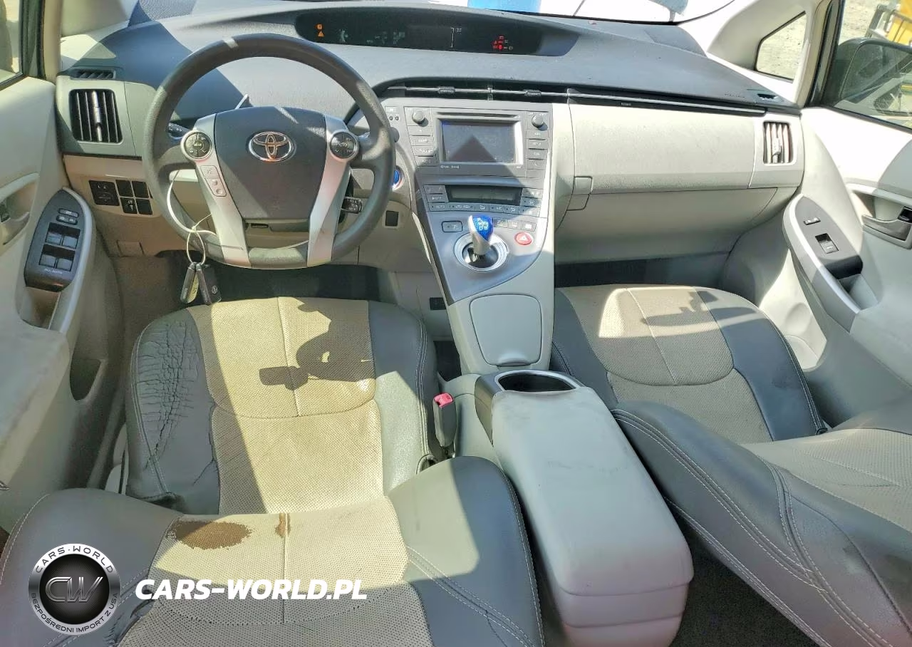 2012 Toyota Prius Three VIN:JTDKN3DU3C1516036 - 8