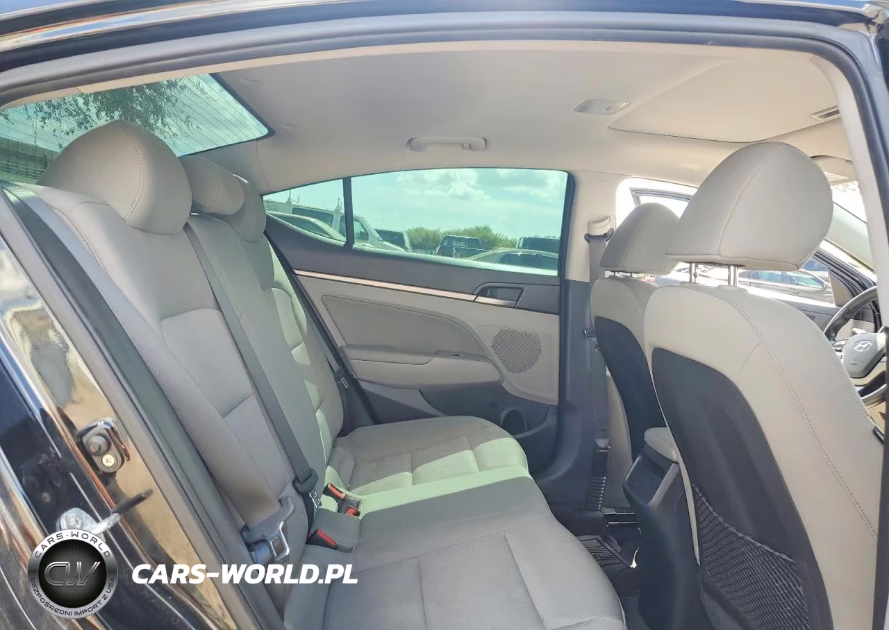 2018 Hyundai Elantra VIN:KMHD84LF0JU520593 - 10