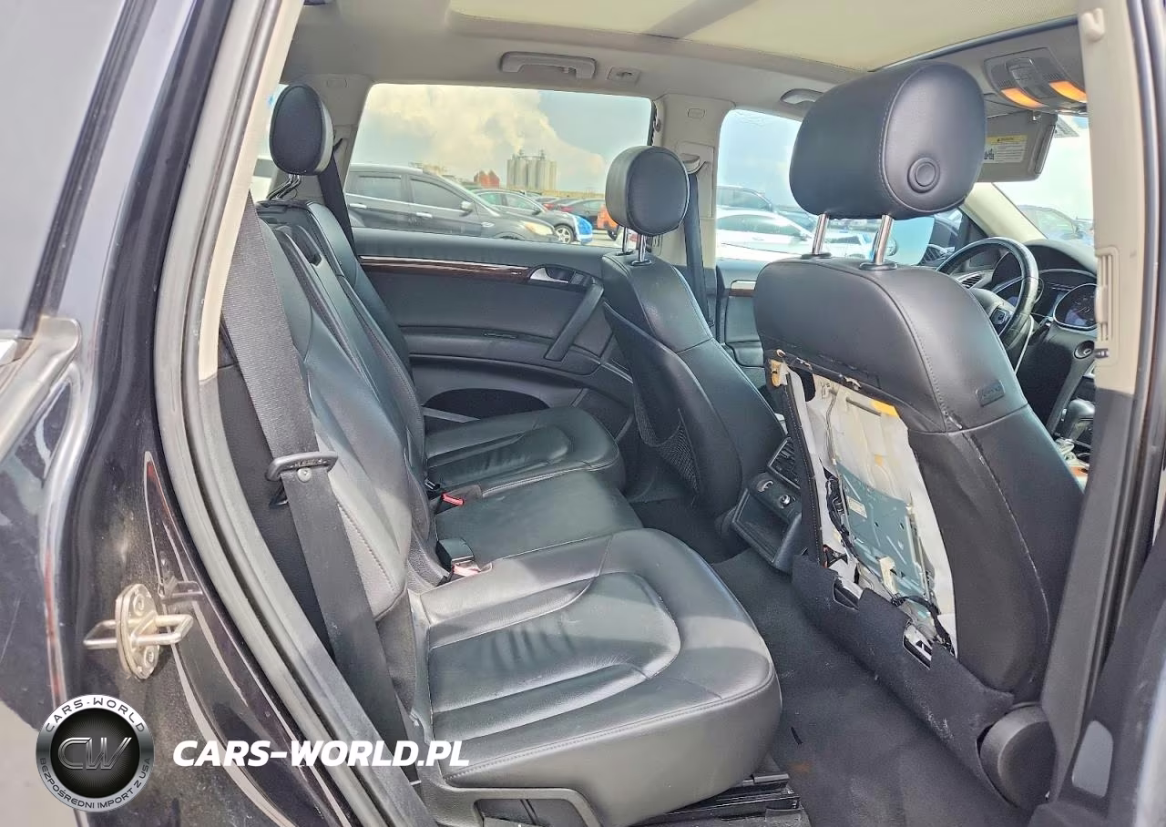 2010 Audi Q7 Premium VIN:WA1CYAFE7AD001357 - 11