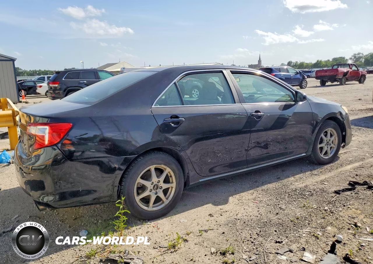 2012 Toyota Camry Le VIN:4T1BF1FKXCU104252 - 3