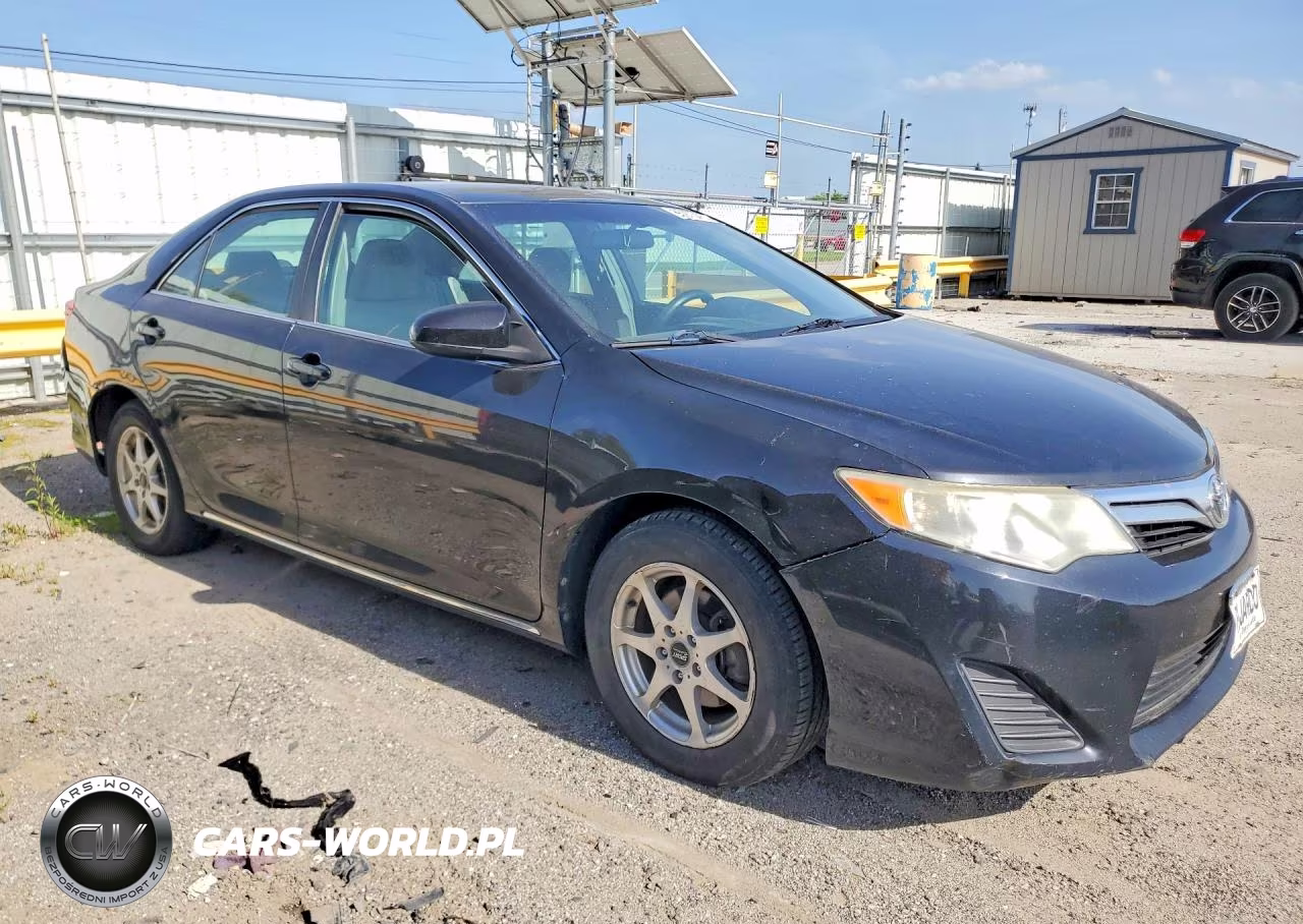 2012 Toyota Camry Le VIN:4T1BF1FKXCU104252 - 4