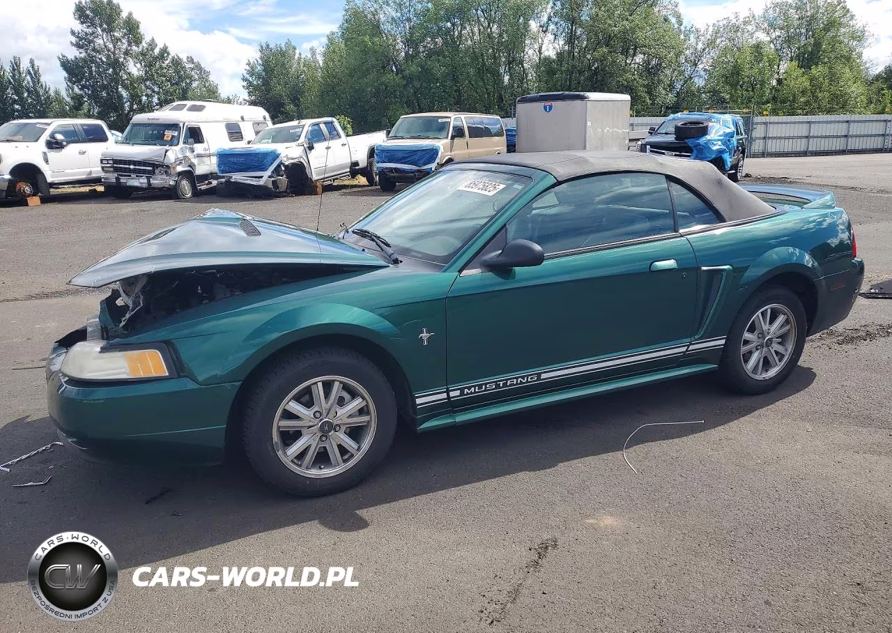 2000 Ford Mustang