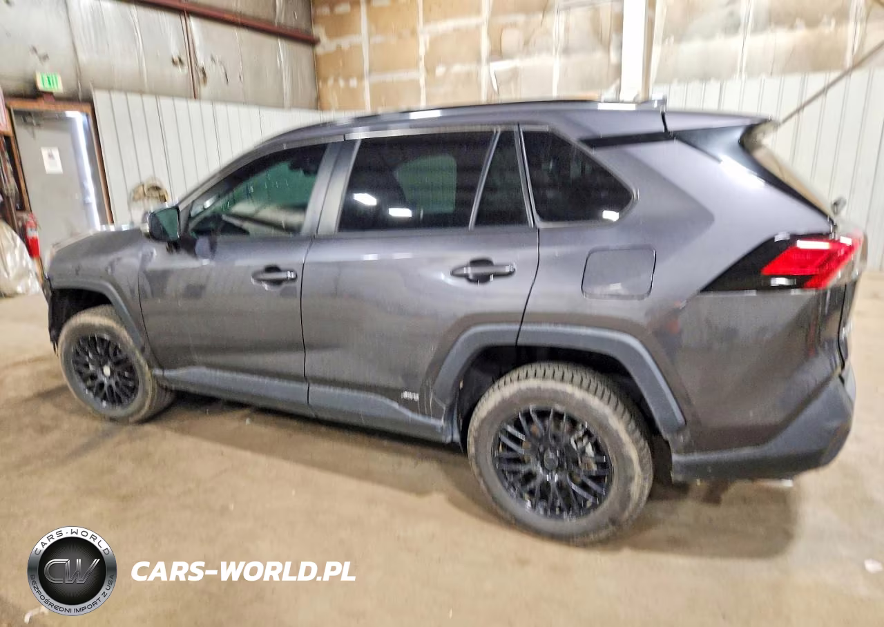 2022 TOYOTA RAV4 XLE P VIN:2T3B6RFV8NW035595 - 2