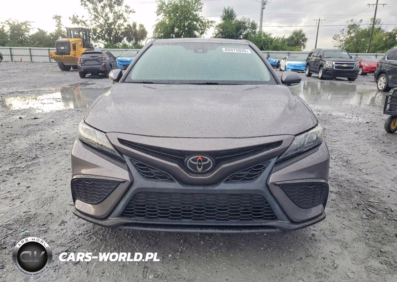 2023 Toyota Camry Se VIN:4T1T11AK5PU754137 - 5