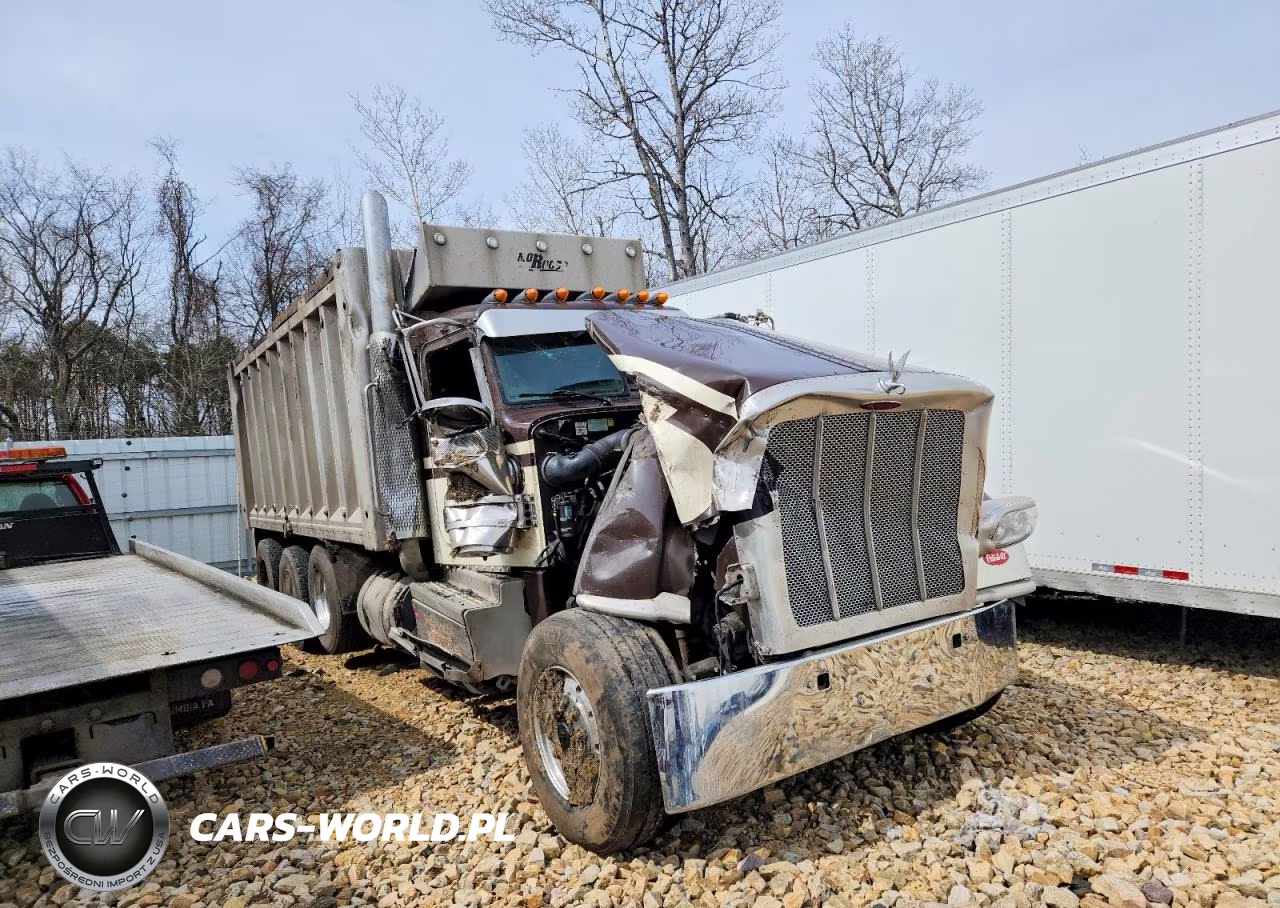 2021 Peterbilt 389 Dump Truck
